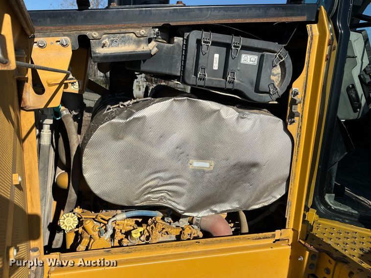 image for item EA7217 2020 Caterpillar D6 LGP dozer