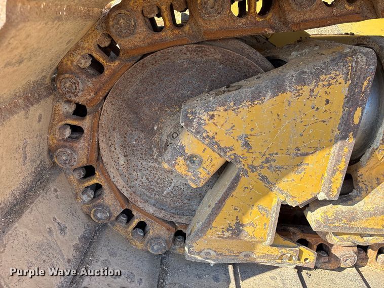 image for item EA7217 2020 Caterpillar D6 LGP dozer