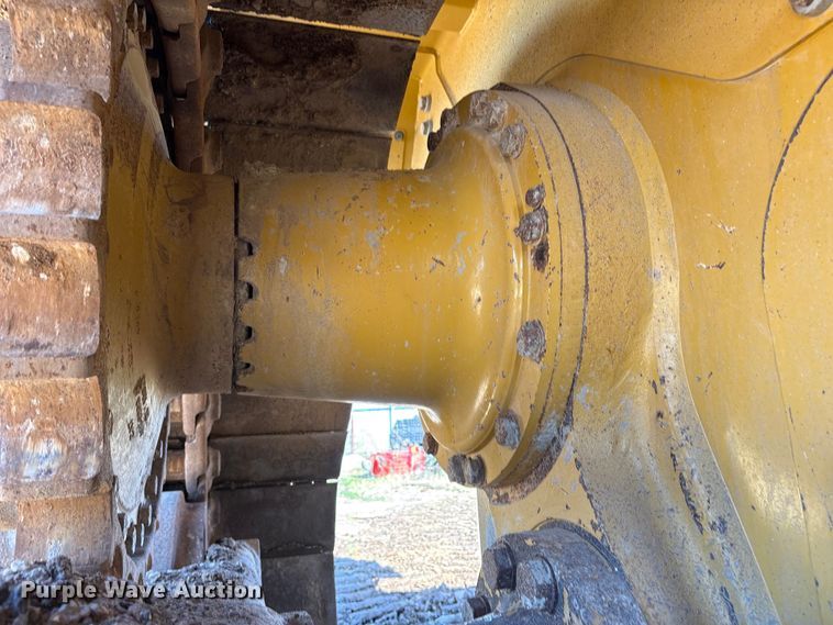 image for item EA7217 2020 Caterpillar D6 LGP dozer