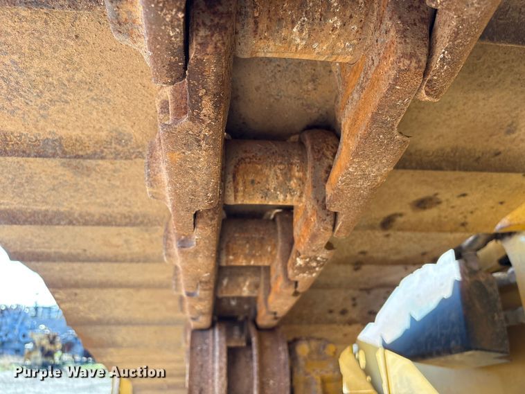 image for item EA7217 2020 Caterpillar D6 LGP dozer