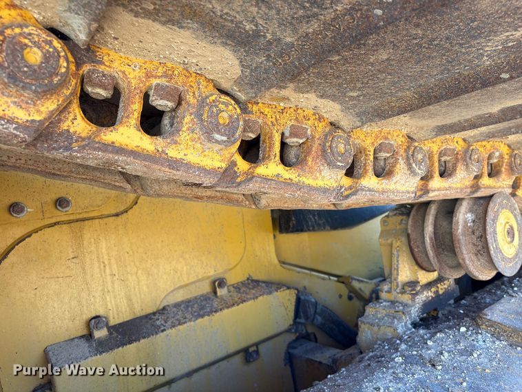 image for item EA7217 2020 Caterpillar D6 LGP dozer