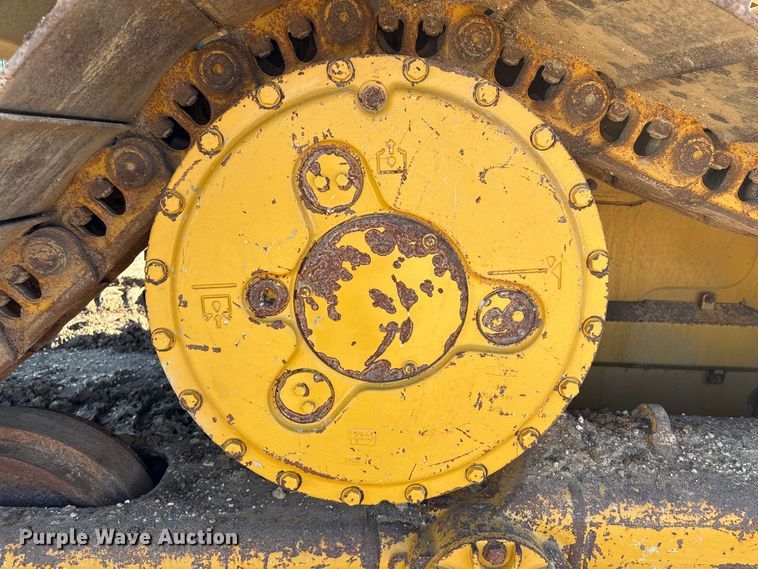 image for item EA7217 2020 Caterpillar D6 LGP dozer