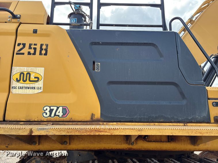 image for item EA7223 2021 Caterpillar 374 excavator