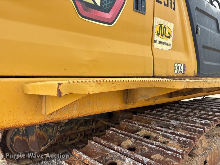 image for item EA7223 2021 Caterpillar 374 excavator