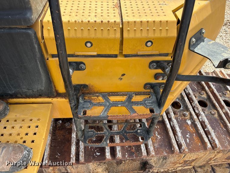 image for item EA7223 2021 Caterpillar 374 excavator