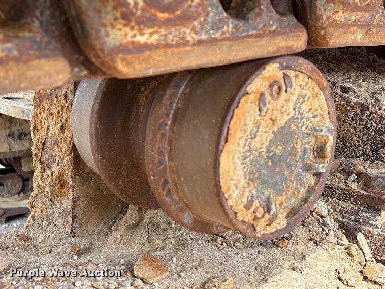 image for item EA7223 2021 Caterpillar 374 excavator