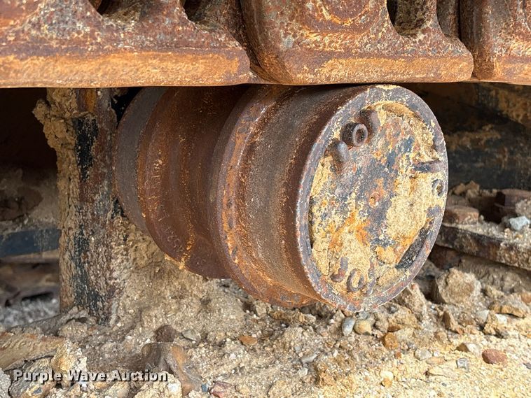 image for item EA7223 2021 Caterpillar 374 excavator