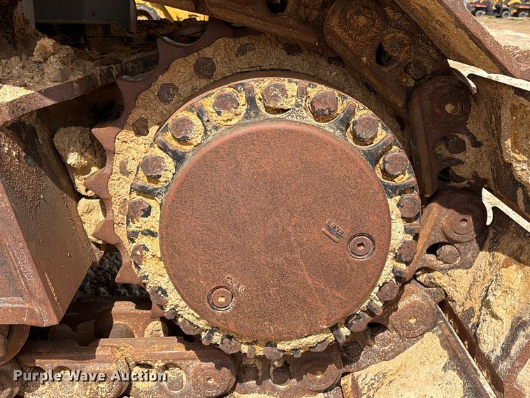 image for item EA7223 2021 Caterpillar 374 excavator