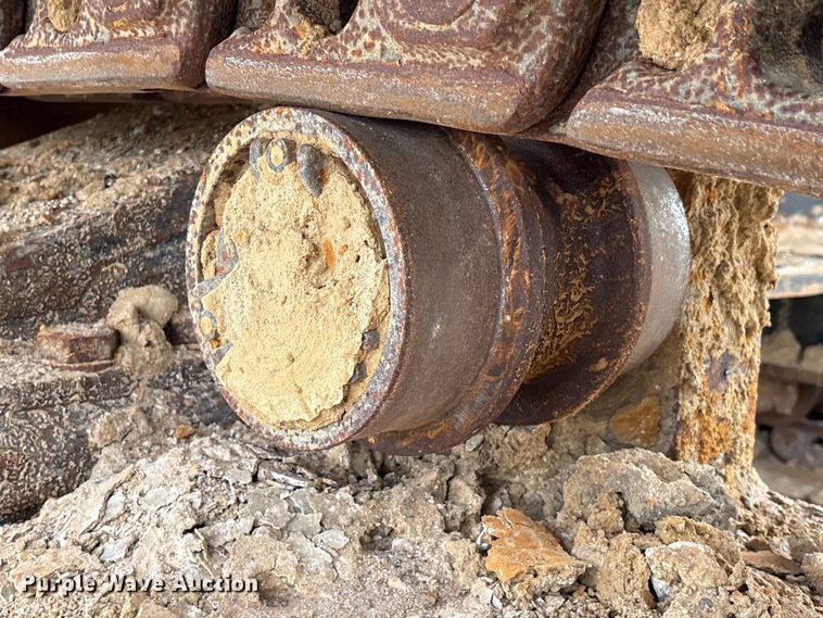 image for item EA7223 2021 Caterpillar 374 excavator