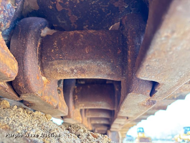 image for item EA7223 2021 Caterpillar 374 excavator