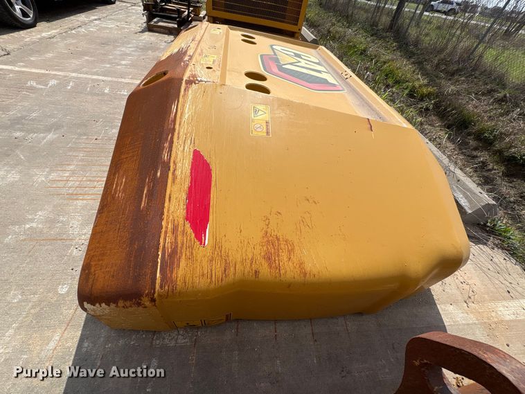 image for item EA7223 2021 Caterpillar 374 excavator