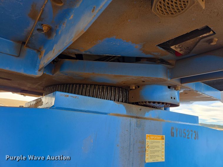 image for item EB1367 2006 Genie S85 boom lift