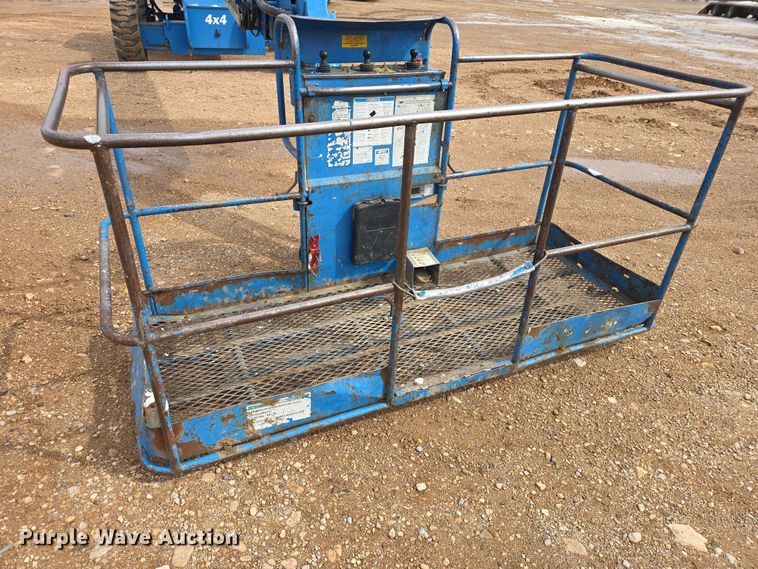 image for item EB1367 2006 Genie S85 boom lift