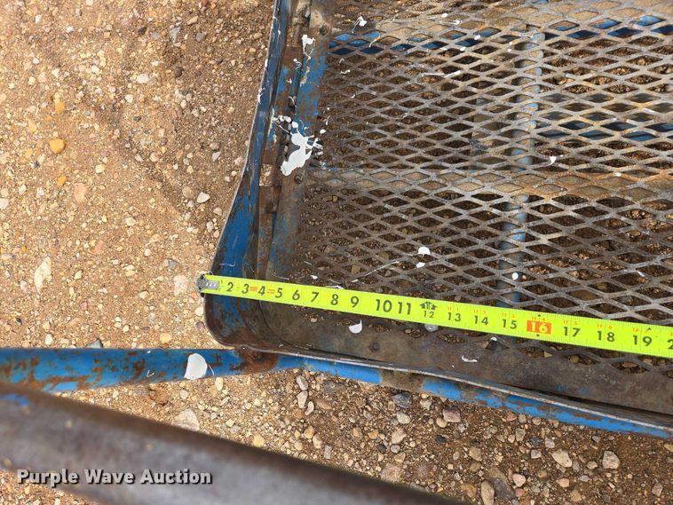 image for item EB1367 2006 Genie S85 boom lift