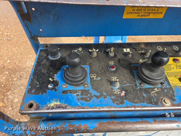 image for item EB1367 2006 Genie S85 boom lift