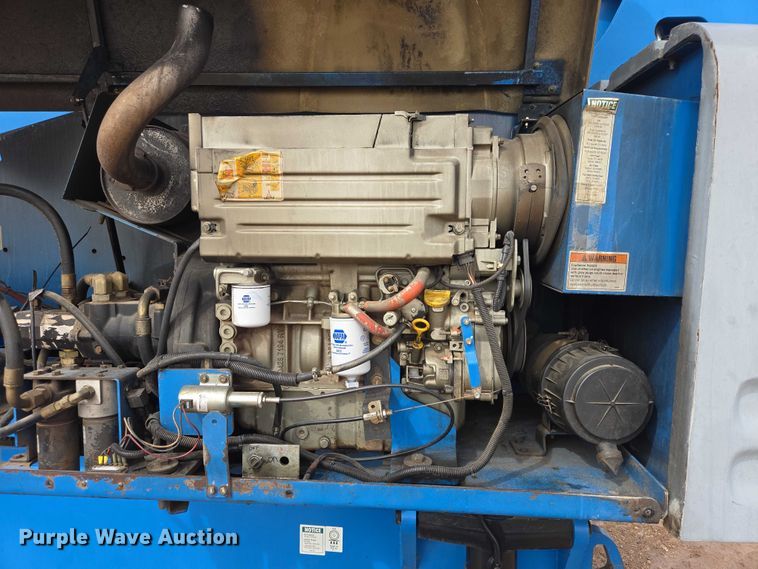 image for item EB1367 2006 Genie S85 boom lift