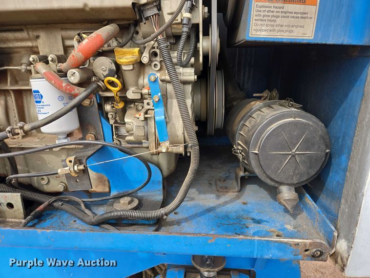 image for item EB1367 2006 Genie S85 boom lift