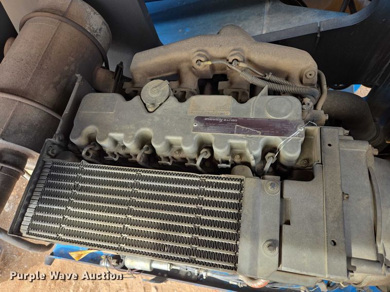 image for item EB1367 2006 Genie S85 boom lift