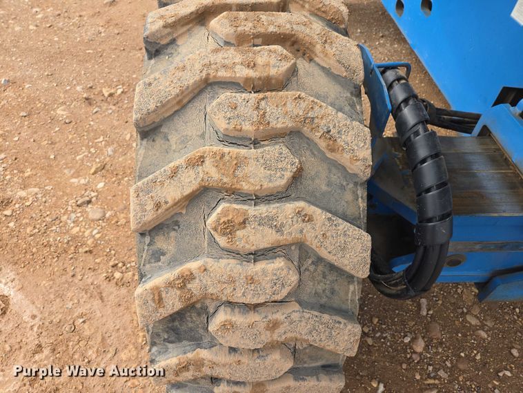 image for item EB1367 2006 Genie S85 boom lift