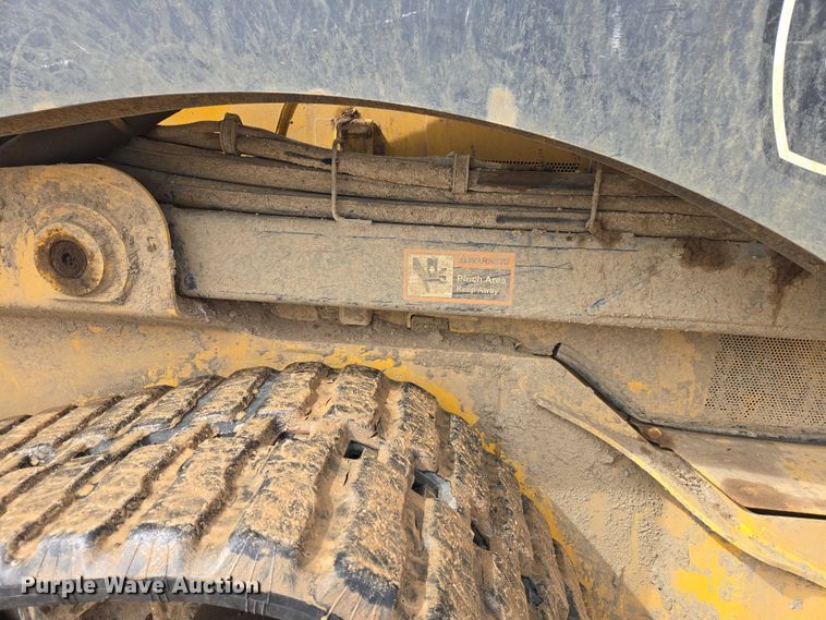 image for item EB1368 2021 John Deere 331G tracked skid steer loader