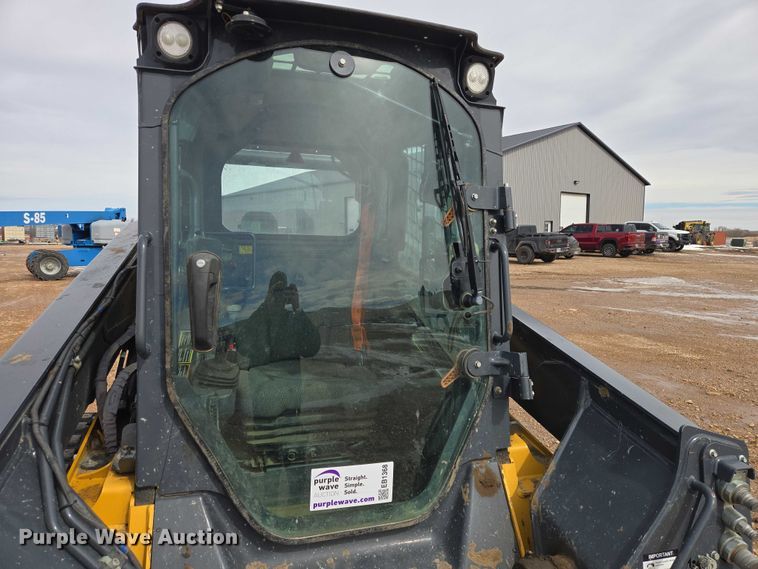 image for item EB1368 2021 John Deere 331G tracked skid steer loader