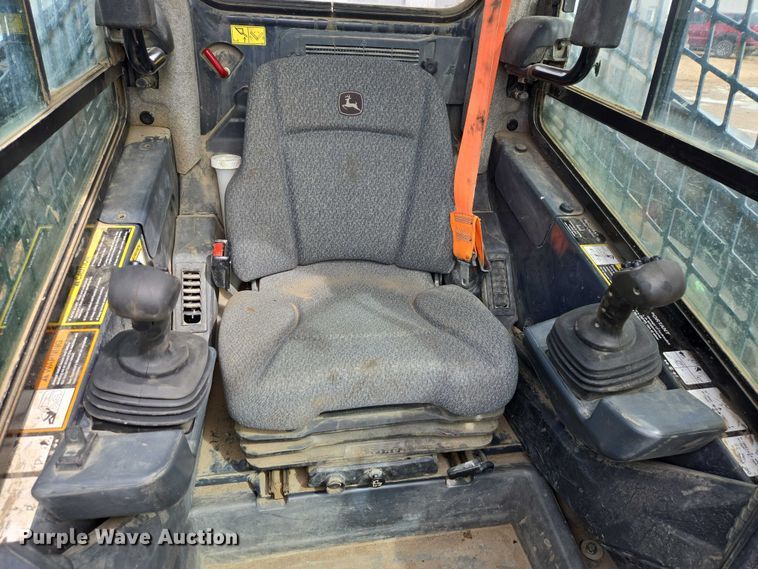 image for item EB1368 2021 John Deere 331G tracked skid steer loader