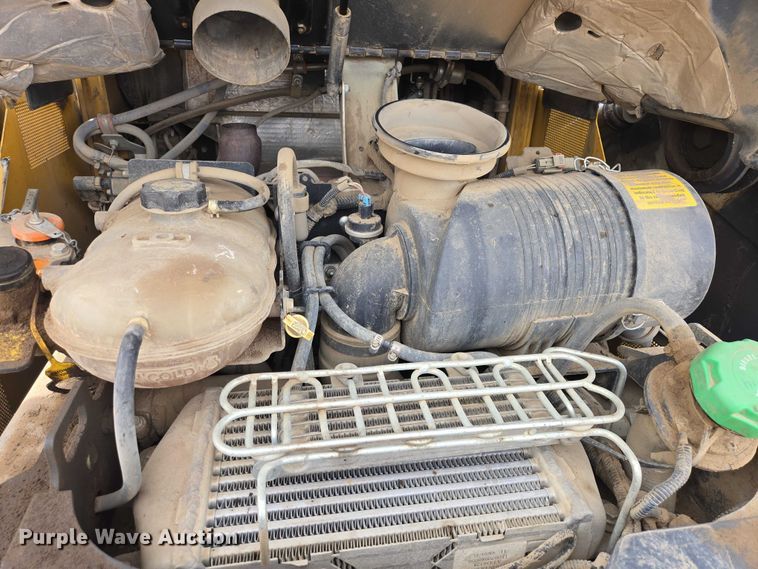 image for item EB1368 2021 John Deere 331G tracked skid steer loader