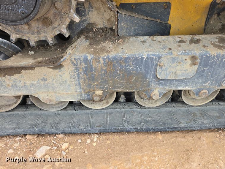 image for item EB1368 2021 John Deere 331G tracked skid steer loader