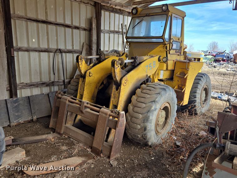 image for item EB1371 1972 Clark Michigan 75B wheel loader