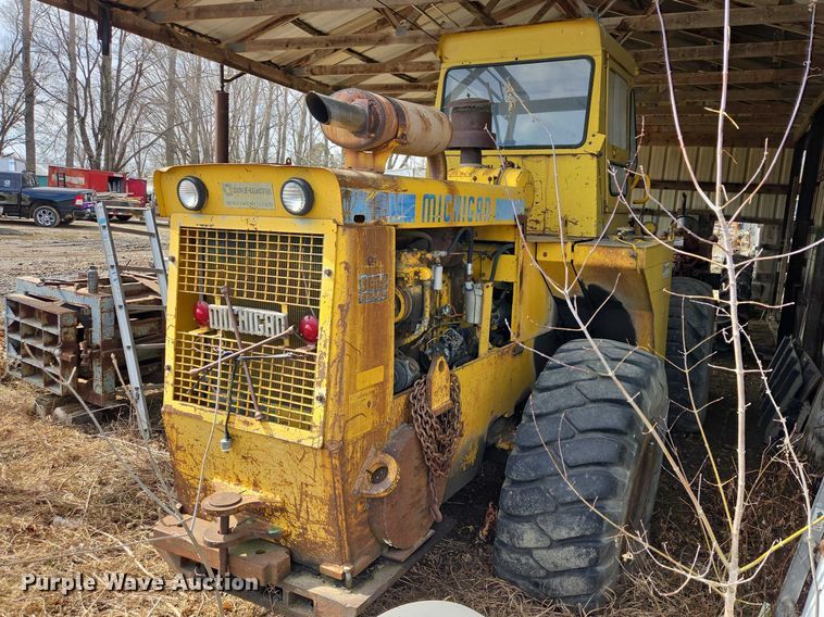 image for item EB1371 1972 Clark Michigan 75B wheel loader