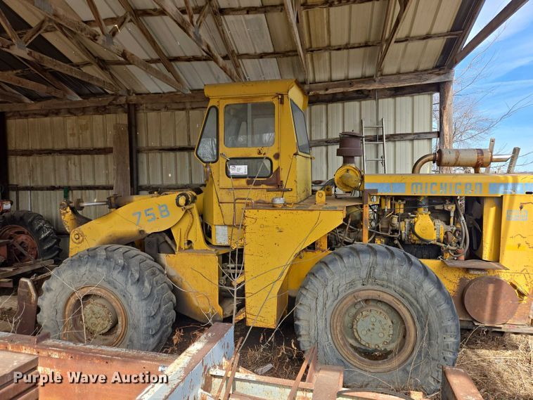 image for item EB1371 1972 Clark Michigan 75B wheel loader