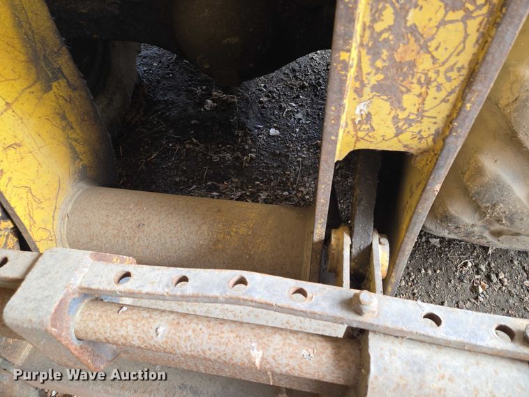 image for item EB1371 1972 Clark Michigan 75B wheel loader