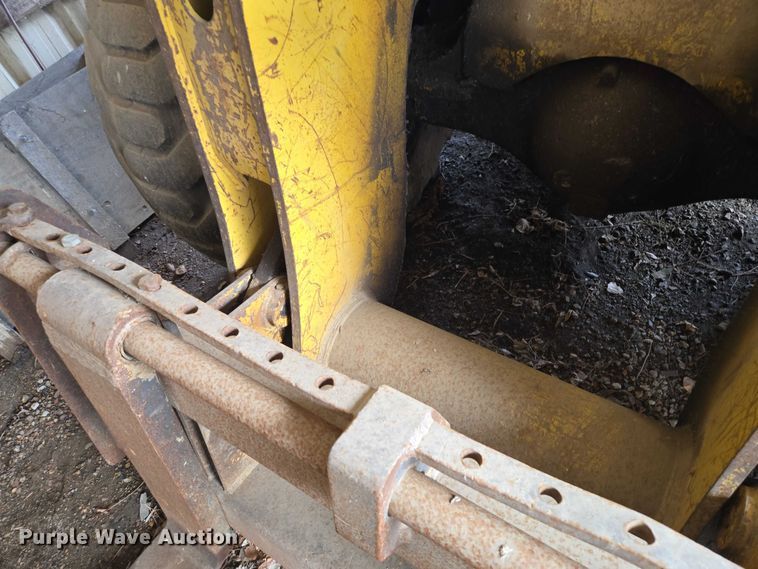 image for item EB1371 1972 Clark Michigan 75B wheel loader