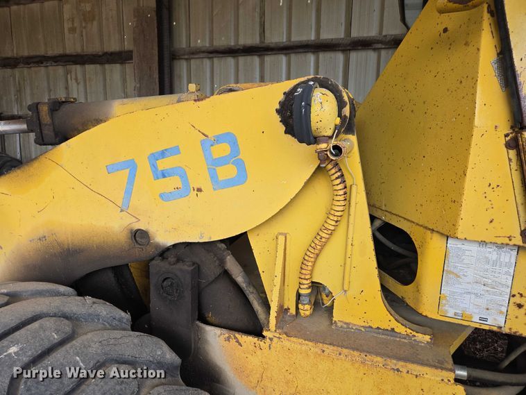 image for item EB1371 1972 Clark Michigan 75B wheel loader