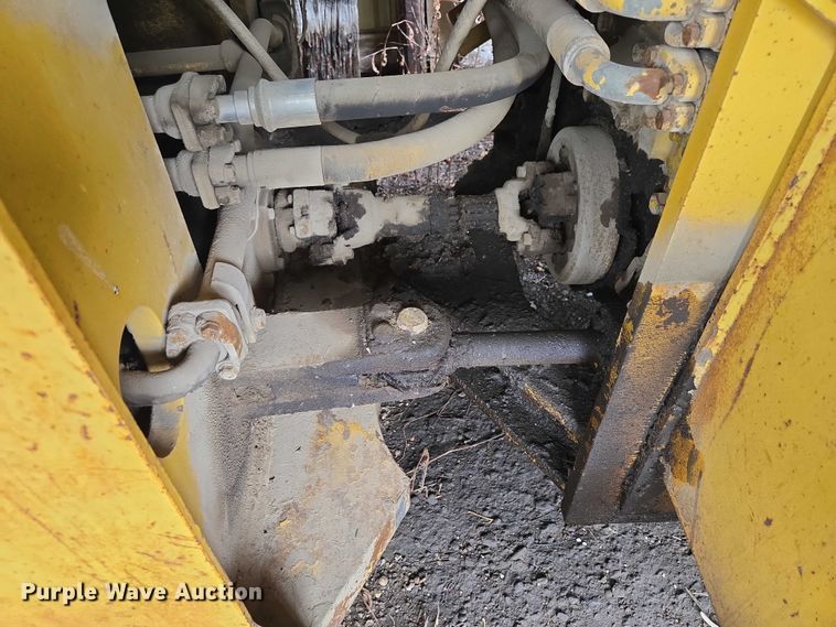 image for item EB1371 1972 Clark Michigan 75B wheel loader
