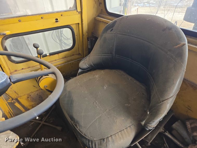image for item EB1371 1972 Clark Michigan 75B wheel loader