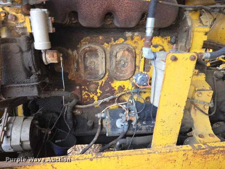 image for item EB1371 1972 Clark Michigan 75B wheel loader