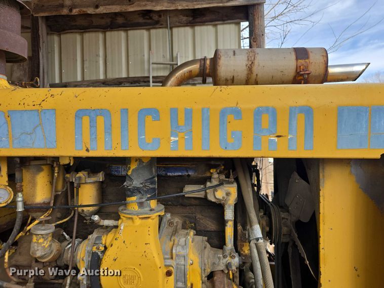 image for item EB1371 1972 Clark Michigan 75B wheel loader