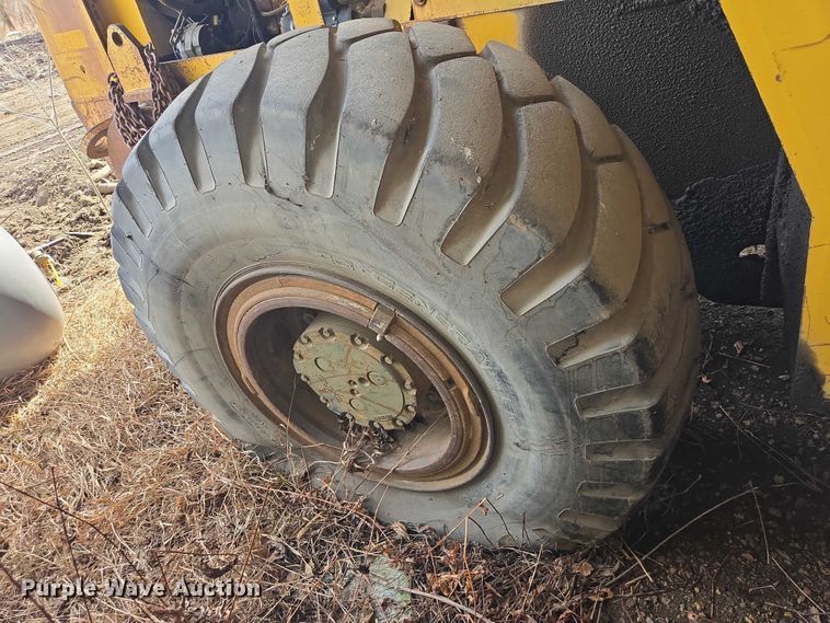 image for item EB1371 1972 Clark Michigan 75B wheel loader