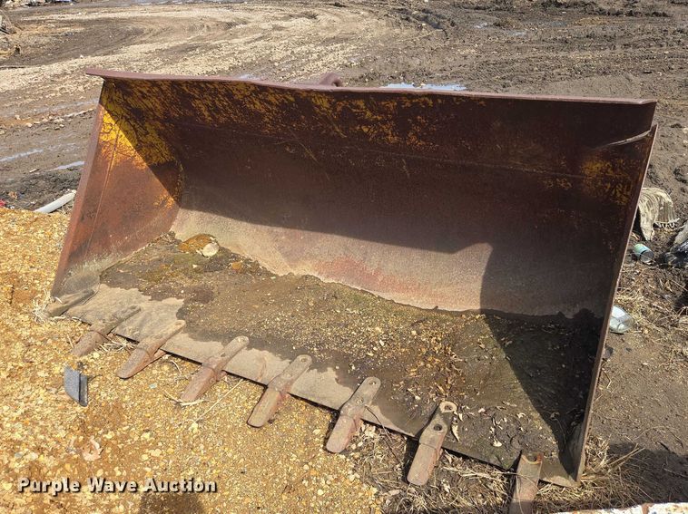 image for item EB1371 1972 Clark Michigan 75B wheel loader