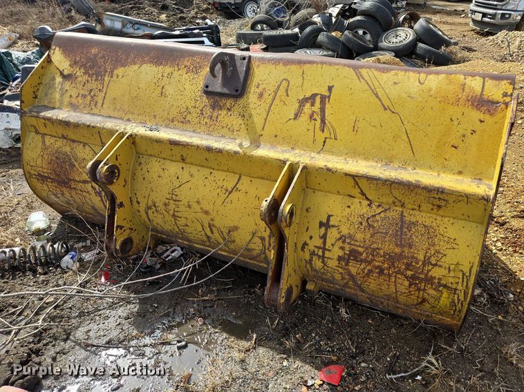 image for item EB1371 1972 Clark Michigan 75B wheel loader