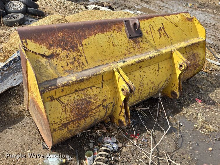 image for item EB1371 1972 Clark Michigan 75B wheel loader