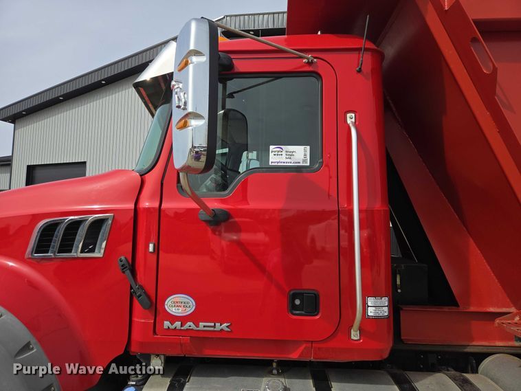 image for item EB1373 2018 Mack Granite GU713 dump truck