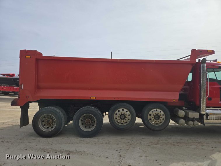image for item EB1373 2018 Mack Granite GU713 dump truck