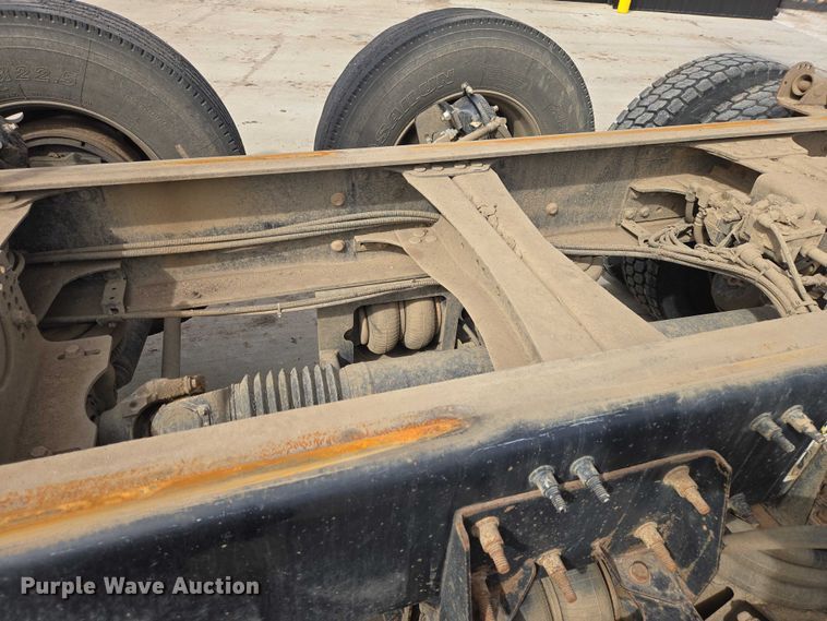 image for item EB1373 2018 Mack Granite GU713 dump truck