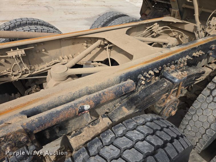 image for item EB1373 2018 Mack Granite GU713 dump truck