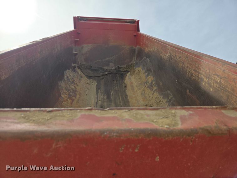 image for item EB1373 2018 Mack Granite GU713 dump truck