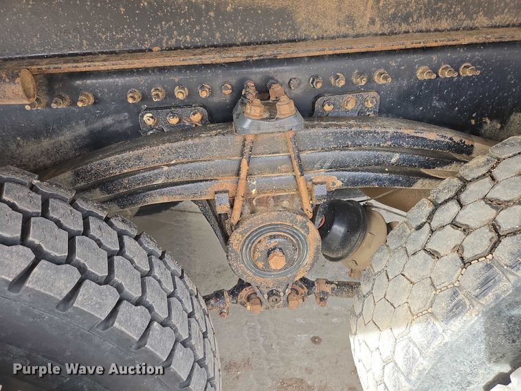 image for item EB1373 2018 Mack Granite GU713 dump truck