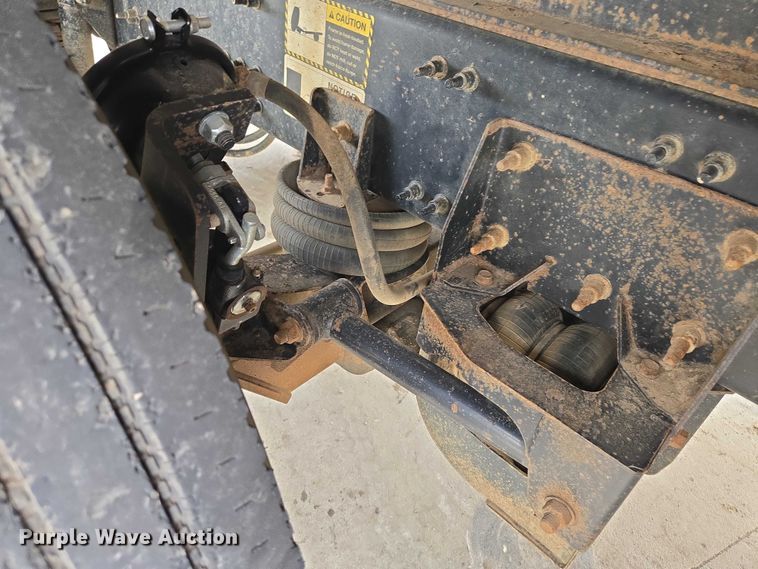 image for item EB1373 2018 Mack Granite GU713 dump truck