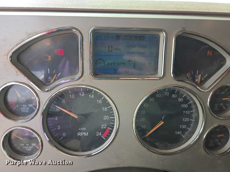 image for item EB1373 2018 Mack Granite GU713 dump truck